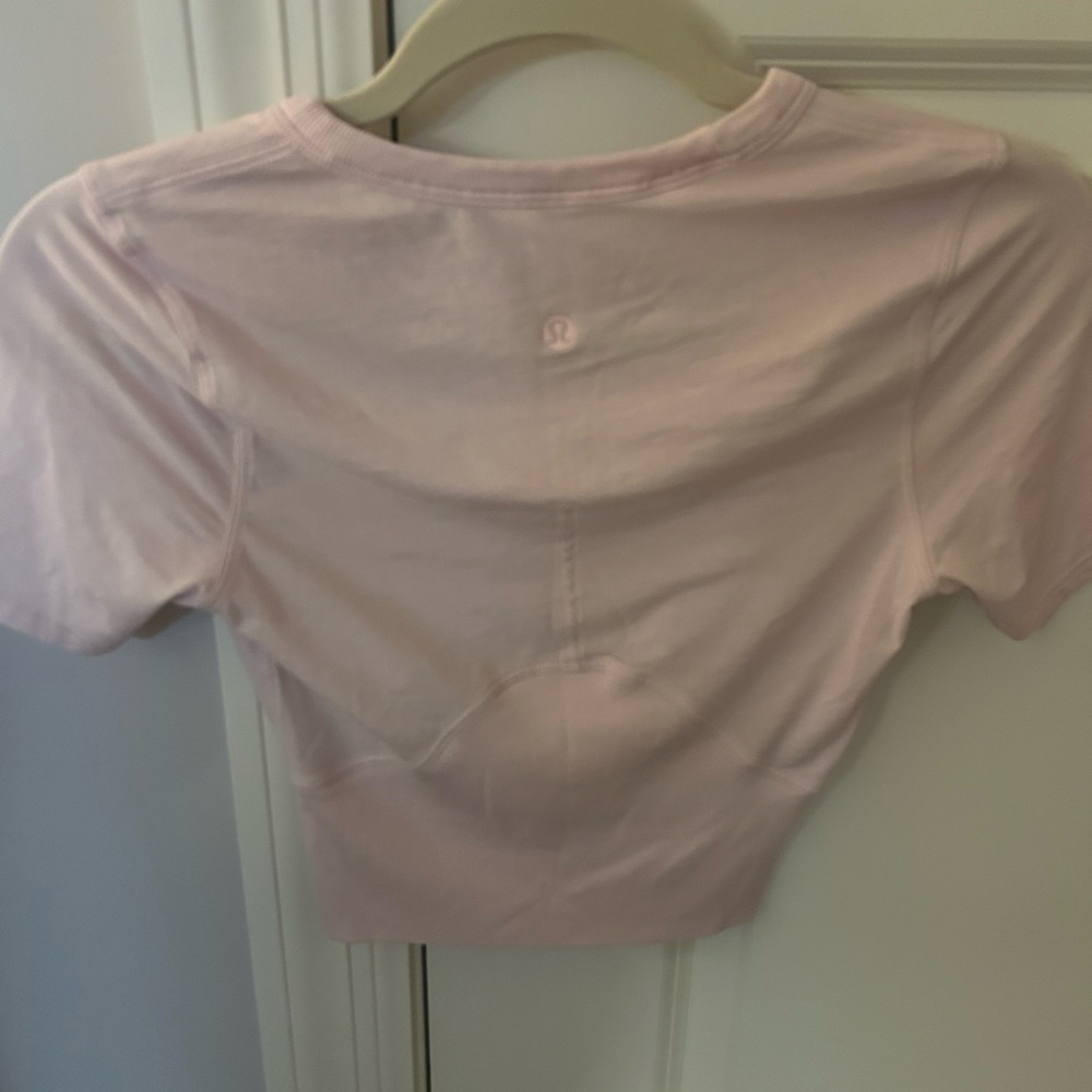 Lululemon Cropped Tee - image 3
